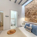 House 4*