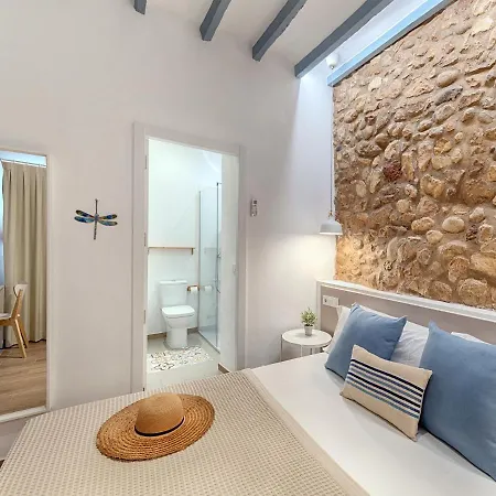 House 4*