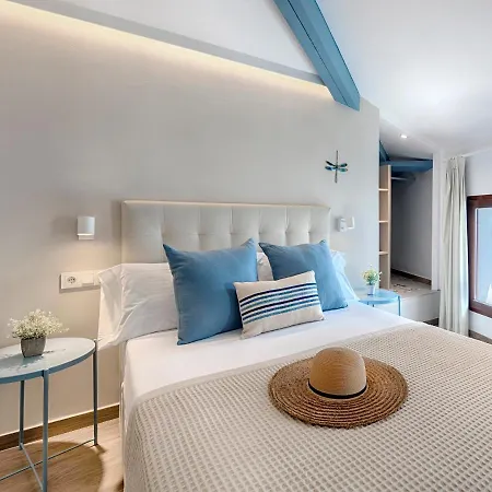 בית הארחה House 4*