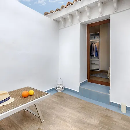 בית הארחה House 4*
