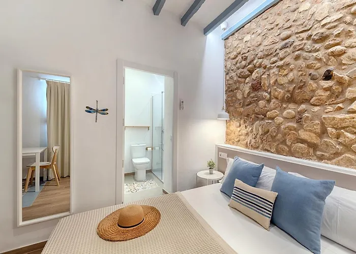 House 4*